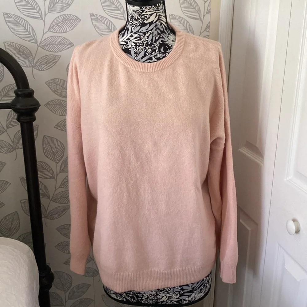 NWT Treasure & Bond long sleeve crew neck peach sweater - Picture 2 of 8